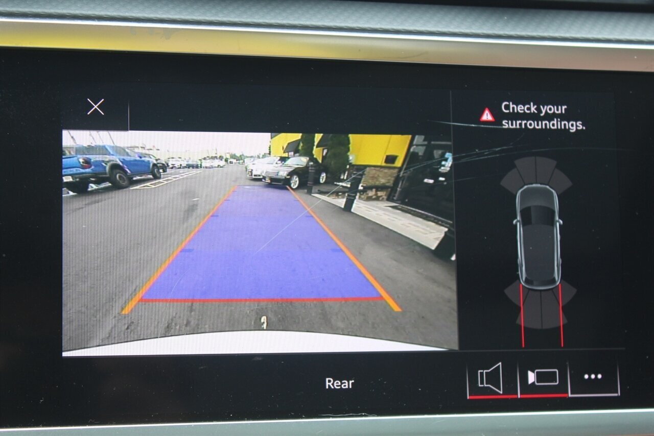 2020 Audi Q3 quattro Premium Plus - Photo 9 - Red Bank, NJ 07701