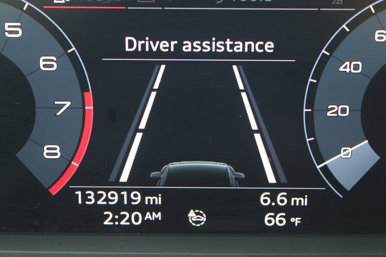 2020 Audi Q3 quattro Premium Plus - Photo 5 - Red Bank, NJ 07701