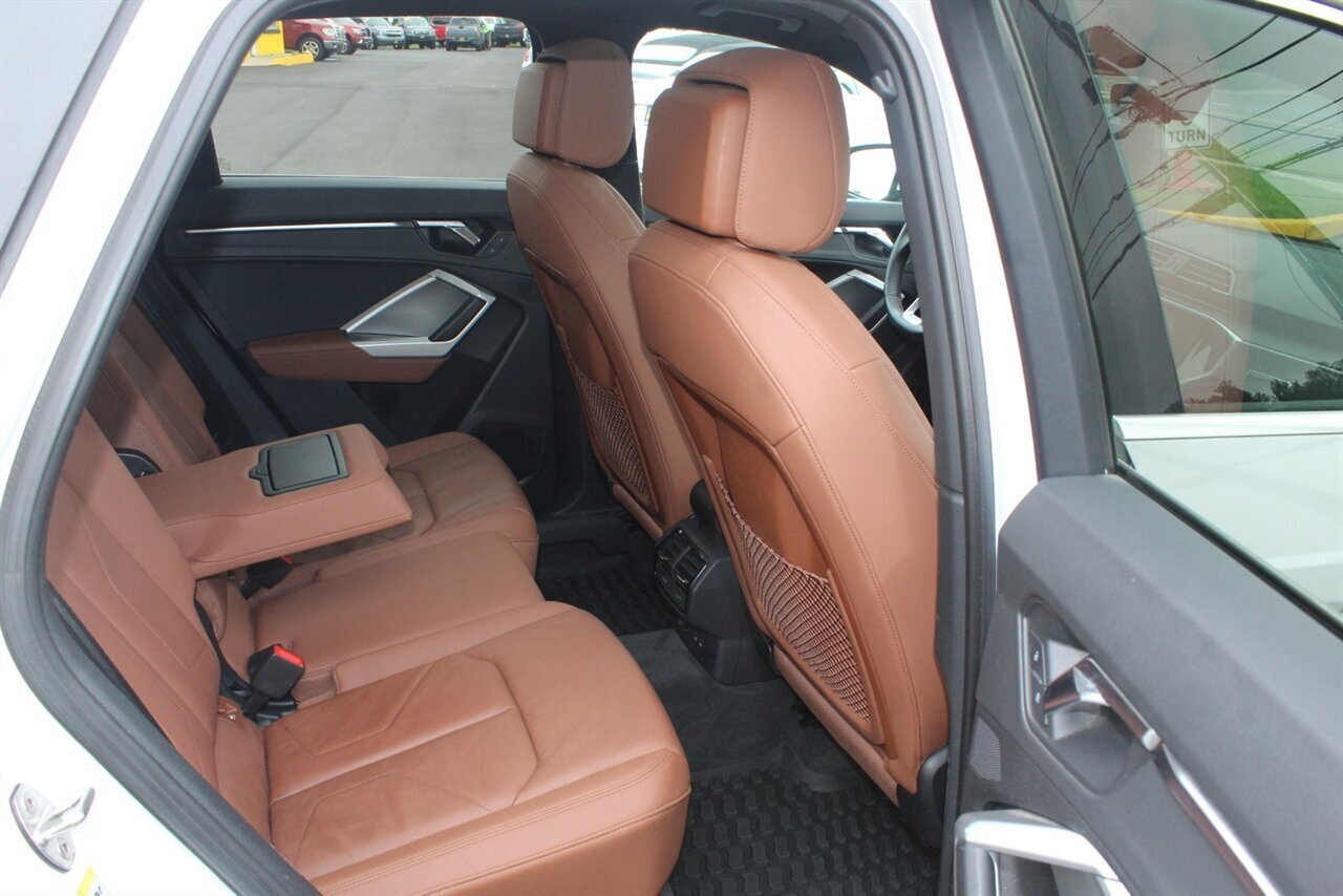2020 Audi Q3 quattro Premium Plus - Photo 14 - Red Bank, NJ 07701