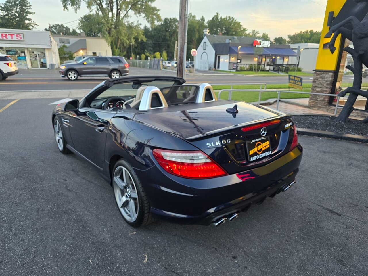 2014 Mercedes-Benz SLK 55 AMG - Photo 2 - Red Bank, NJ 07701