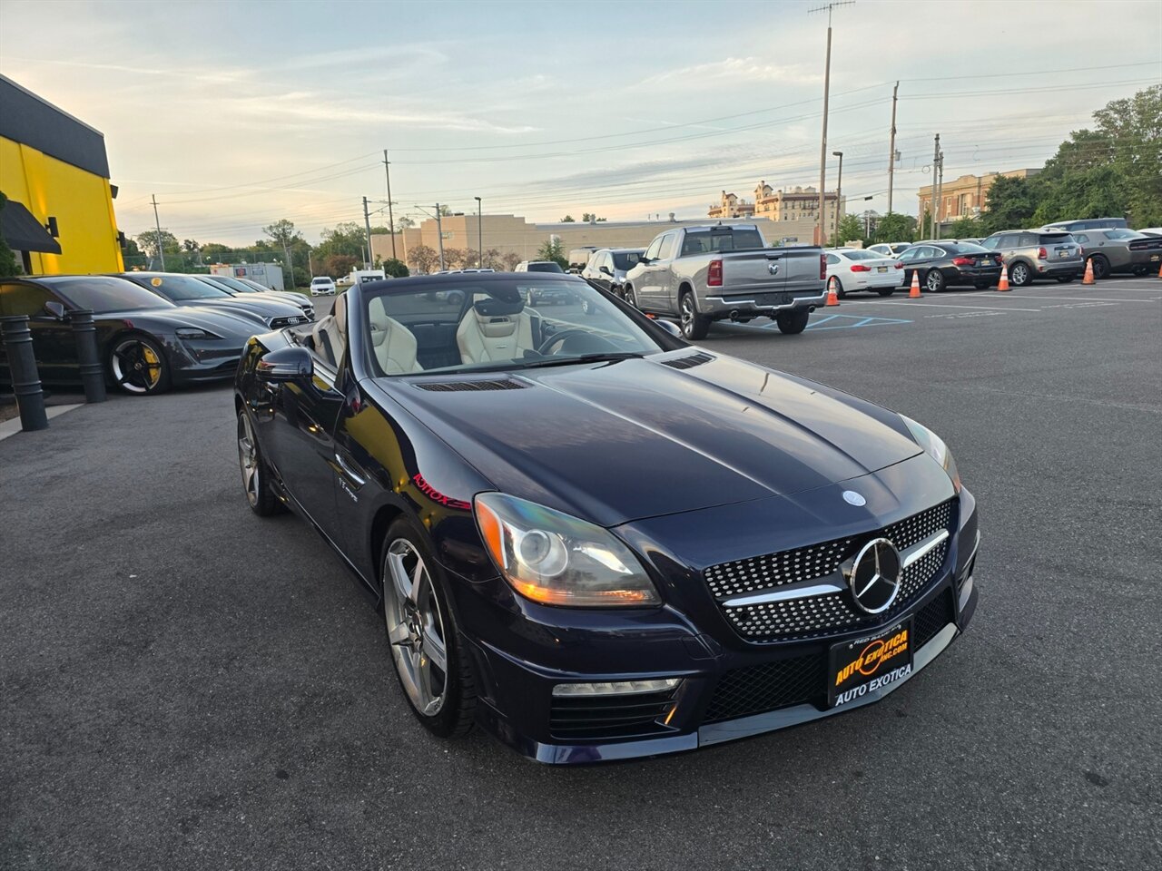 2014 Mercedes-Benz SLK 55 AMG - Photo 4 - Red Bank, NJ 07701
