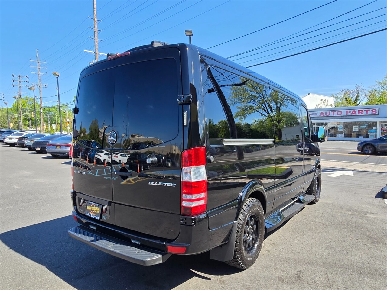 2014 Mercedes-Benz Sprinter 2500 Executive - Photo 3 - Red Bank, NJ 07701