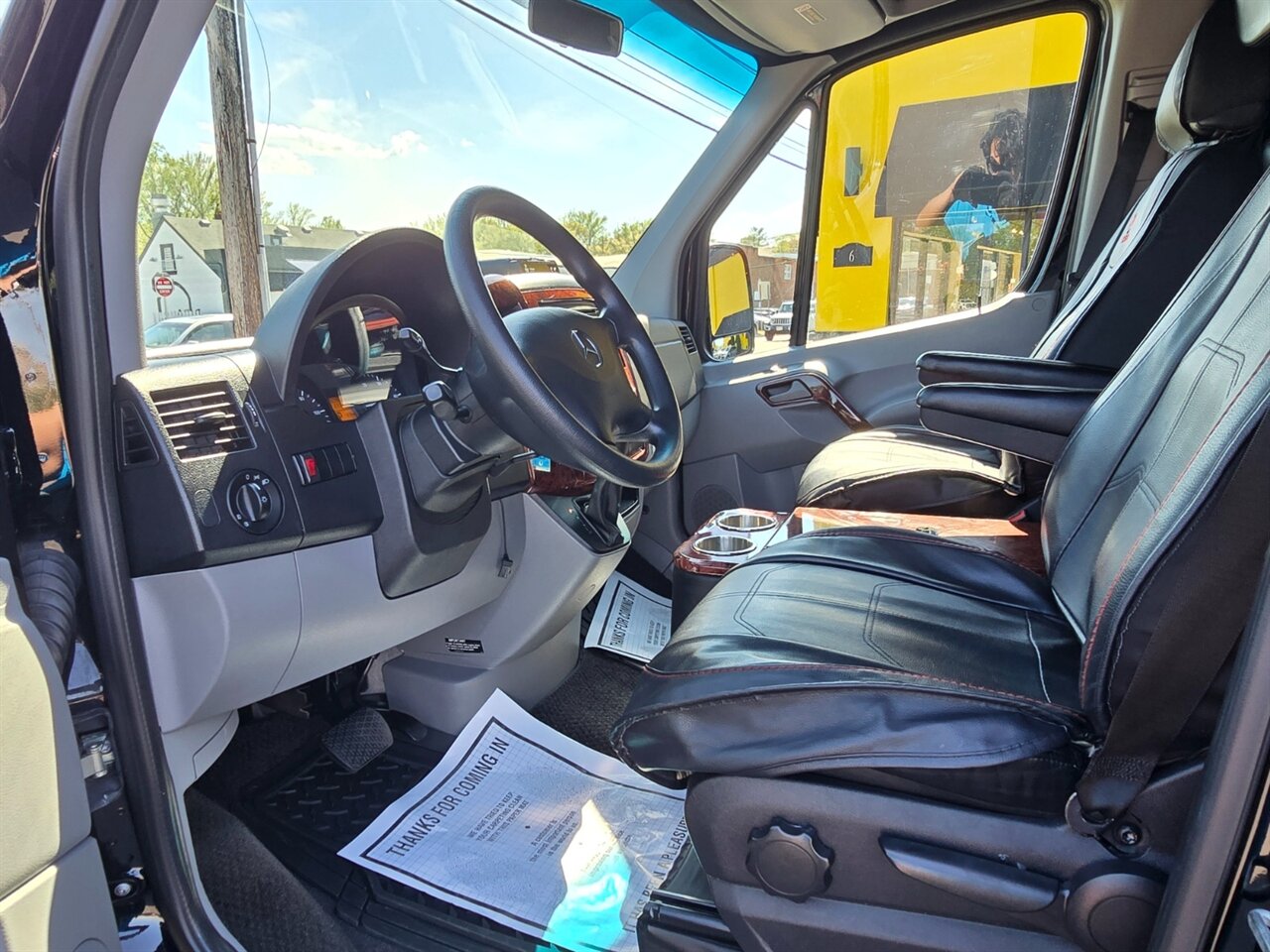 2014 Mercedes-Benz Sprinter 2500 Executive - Photo 5 - Red Bank, NJ 07701
