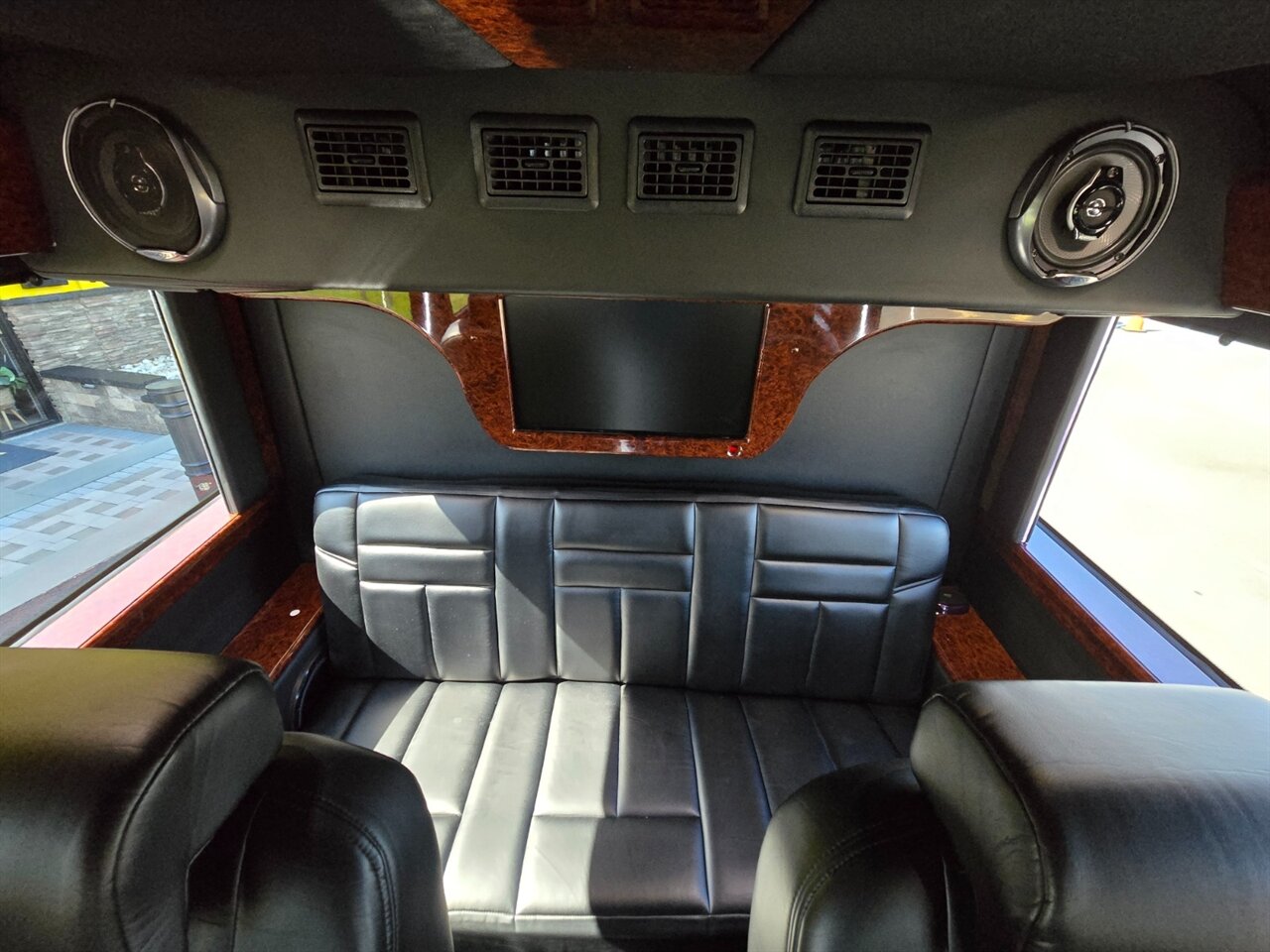 2014 Mercedes-Benz Sprinter 2500 Executive - Photo 19 - Red Bank, NJ 07701