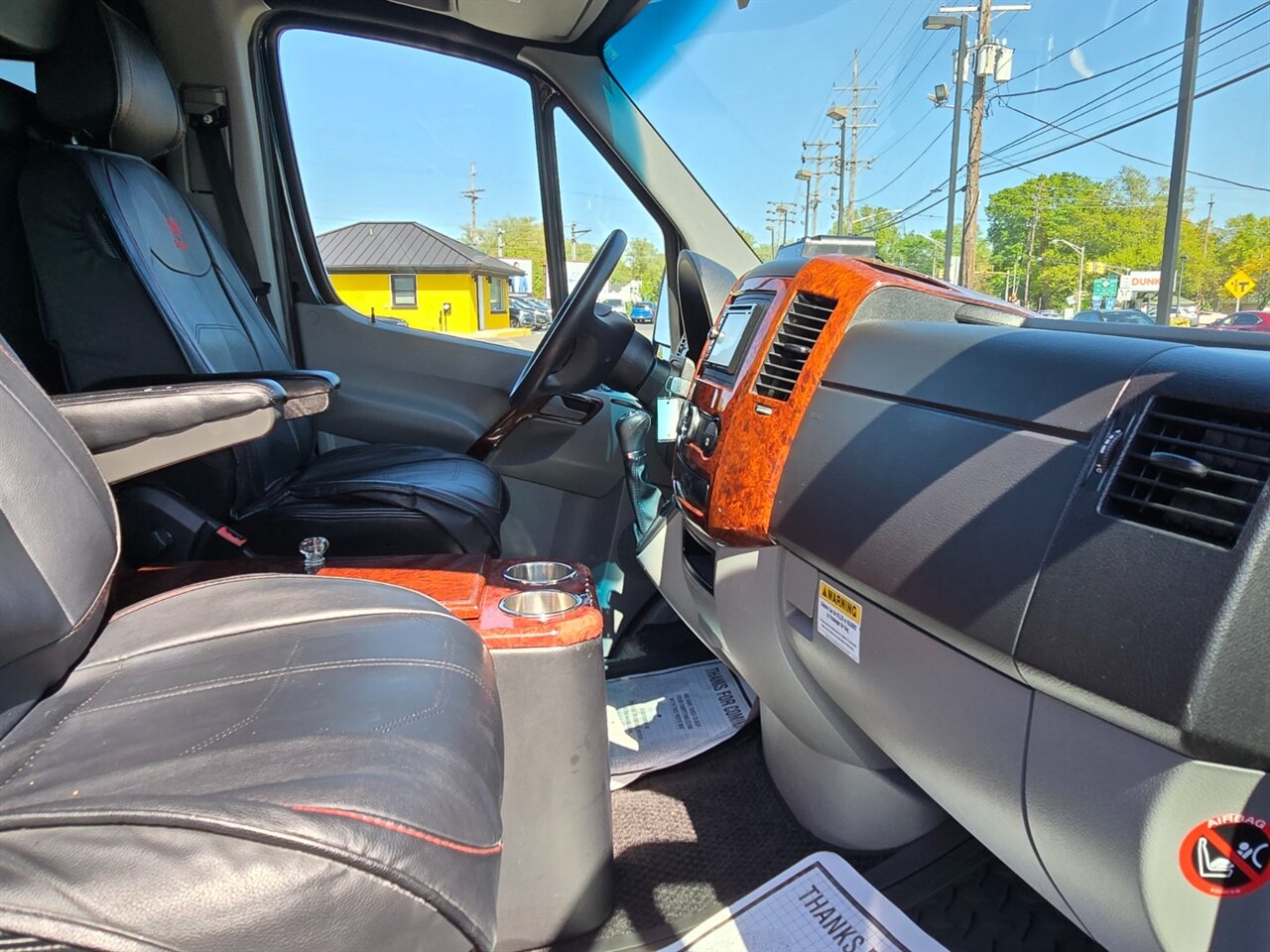 2014 Mercedes-Benz Sprinter 2500 Executive - Photo 23 - Red Bank, NJ 07701