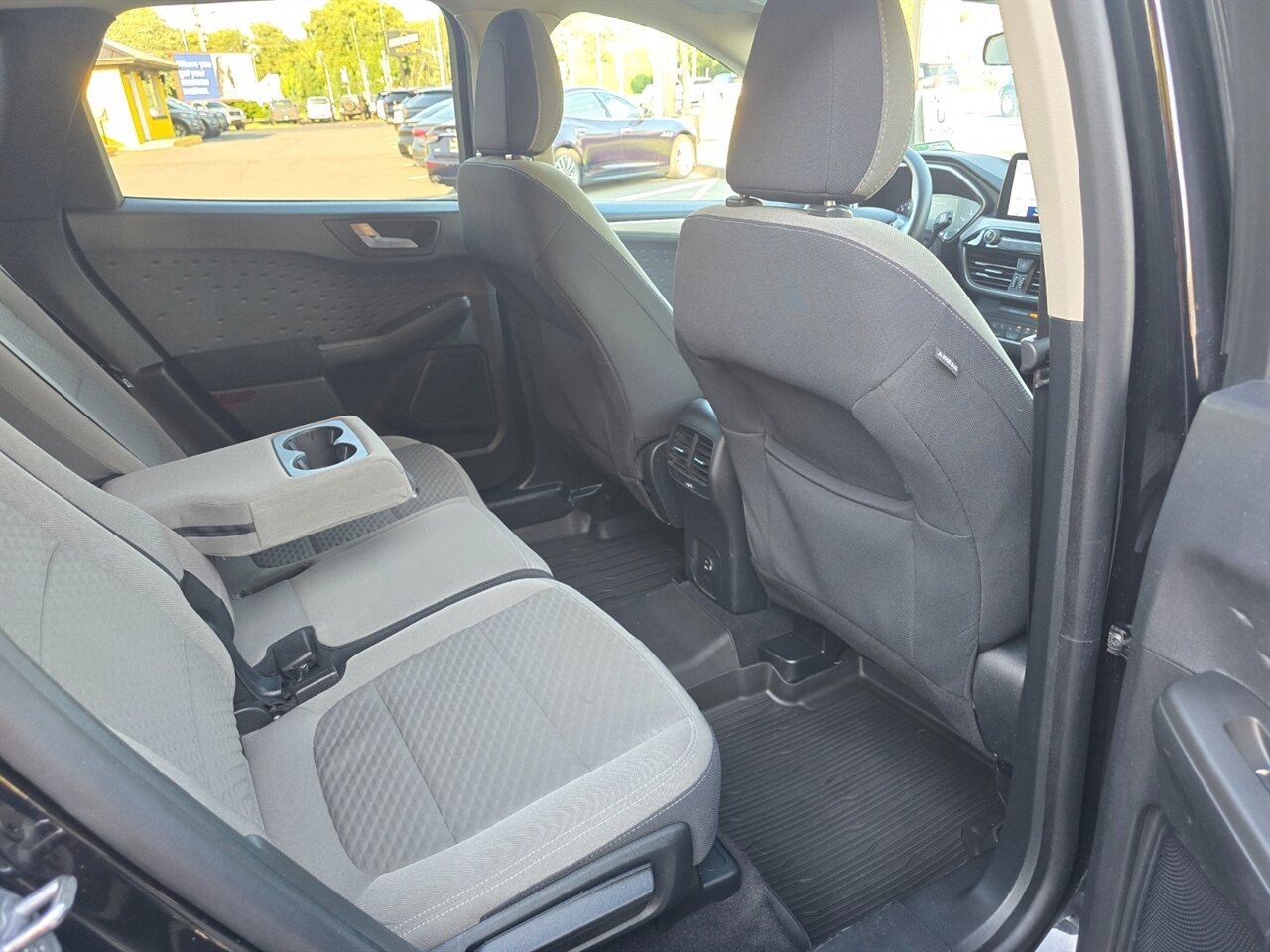 2020 Ford Escape SE - Photo 13 - Red Bank, NJ 07701
