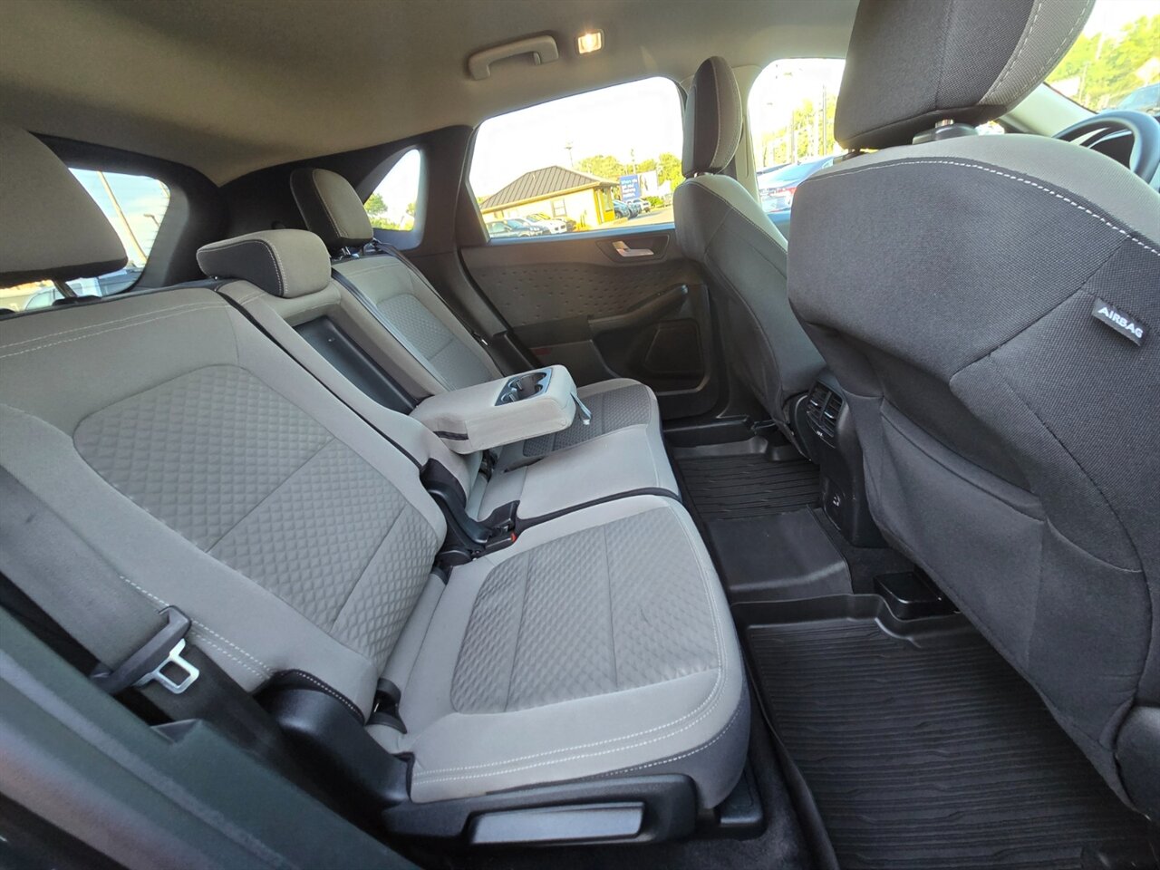 2020 Ford Escape SE - Photo 14 - Red Bank, NJ 07701