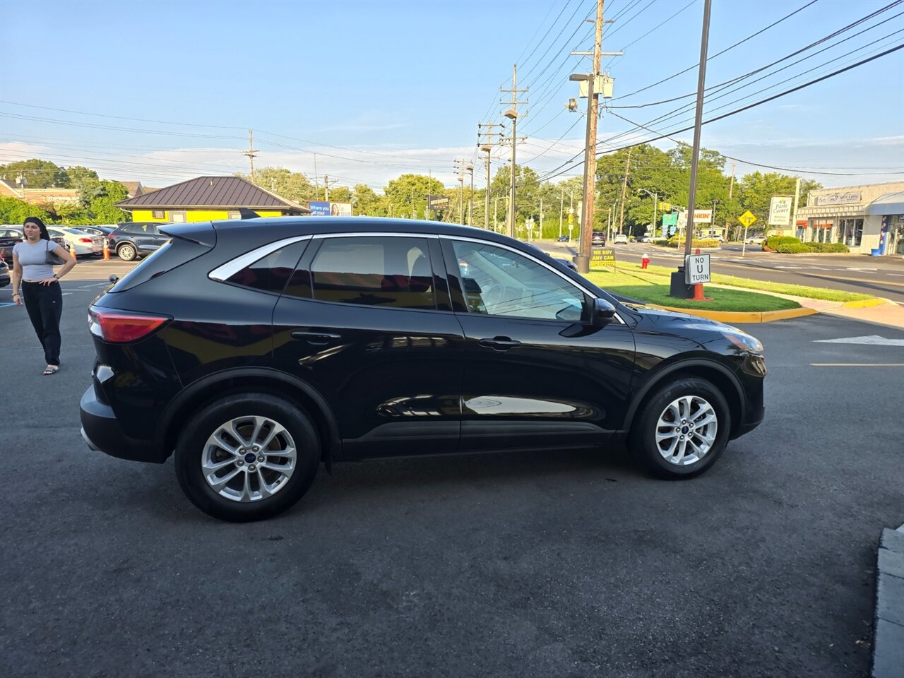 2020 Ford Escape SE - Photo 21 - Red Bank, NJ 07701