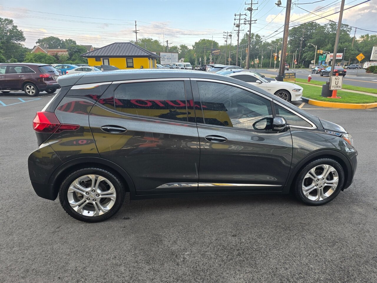 2018 Chevrolet Bolt EV LT - Photo 19 - Red Bank, NJ 07701