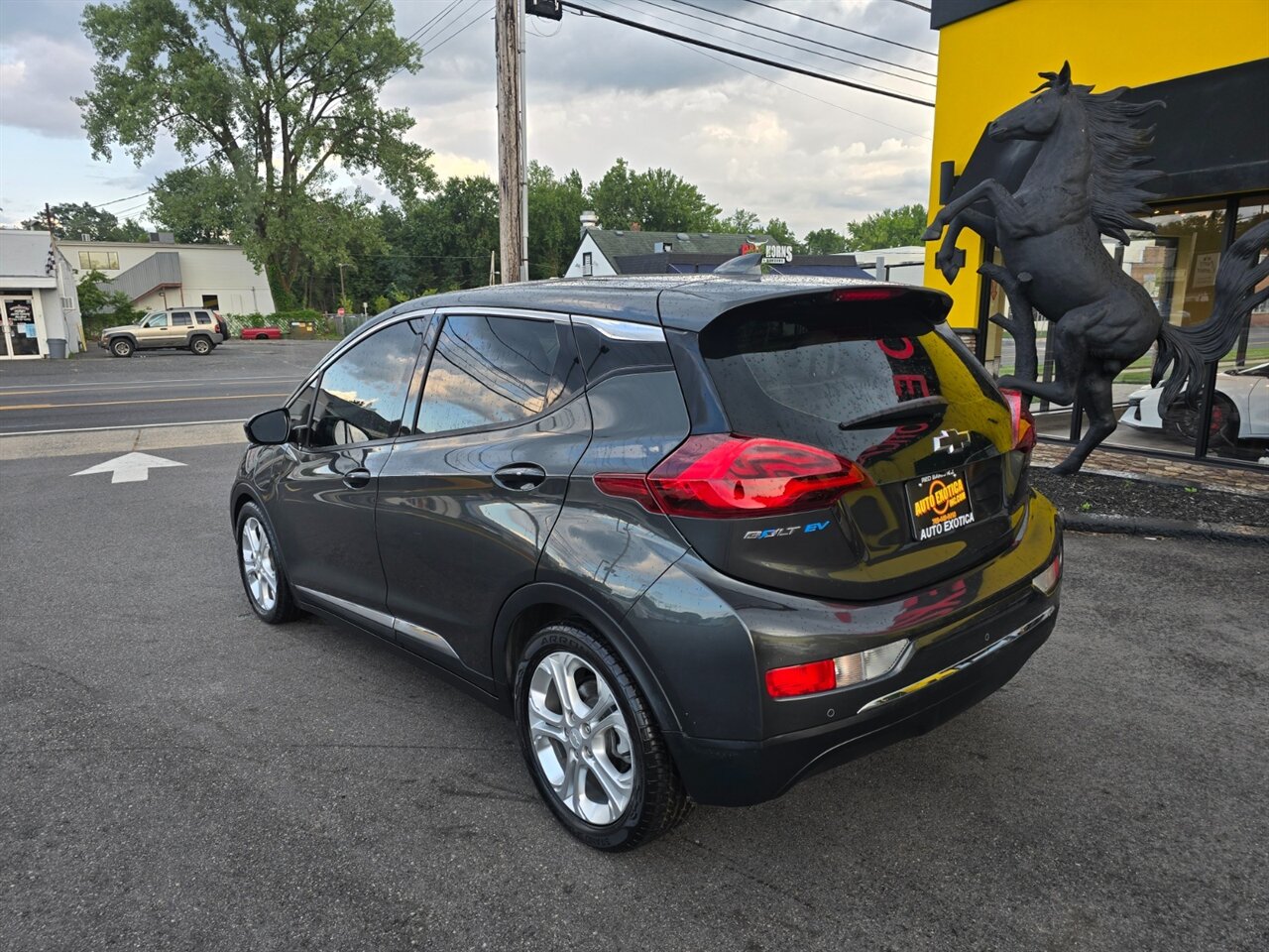 2018 Chevrolet Bolt EV LT - Photo 2 - Red Bank, NJ 07701