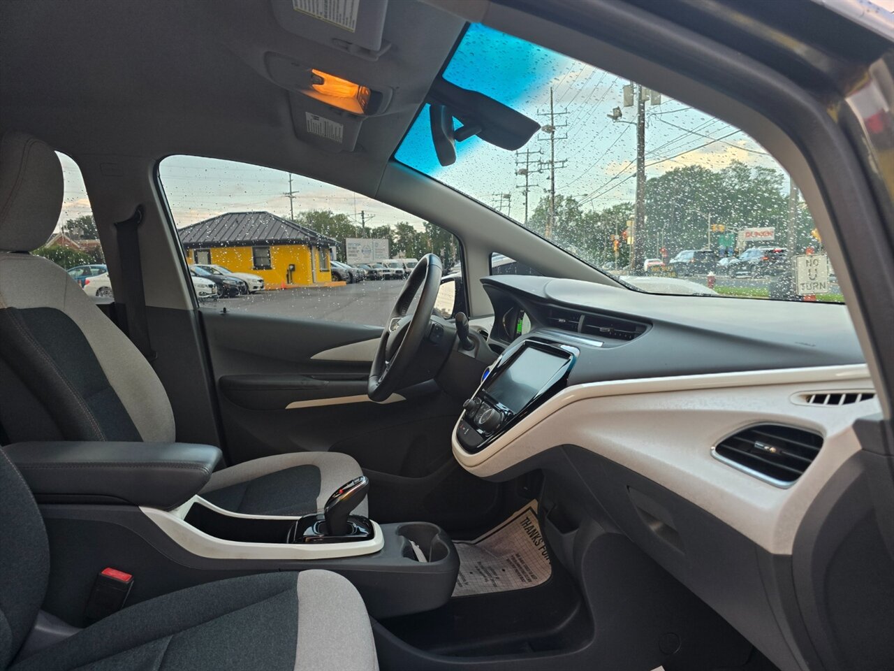 2018 Chevrolet Bolt EV LT - Photo 14 - Red Bank, NJ 07701