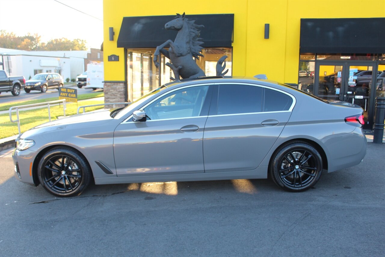 2021 BMW 530i xDrive - Photo 24 - Red Bank, NJ 07701