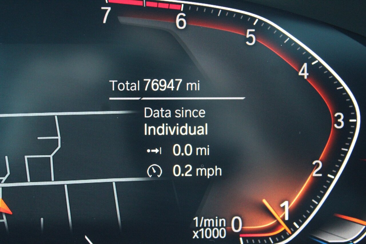 2021 BMW 530i xDrive - Photo 5 - Red Bank, NJ 07701