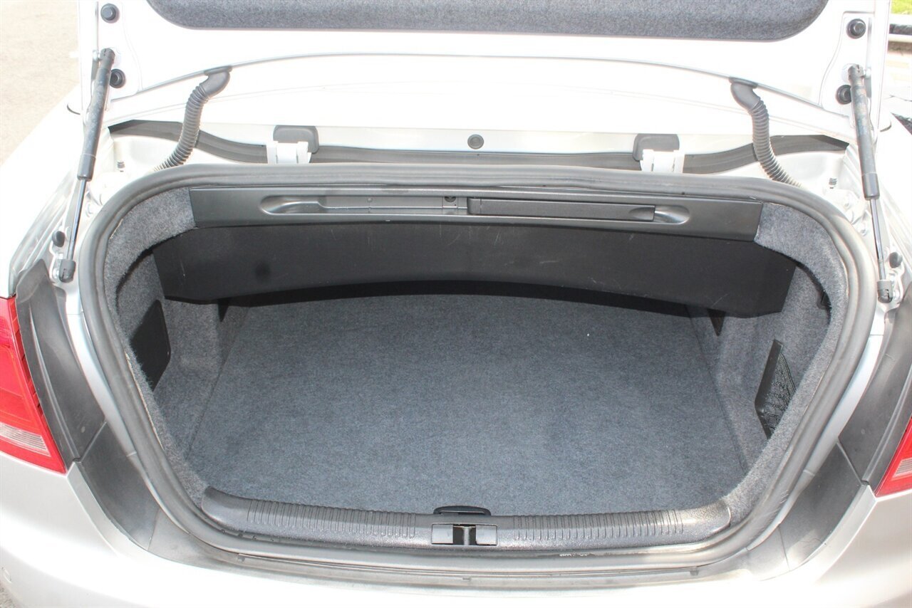 2009 Audi A4 2.0T quattro - Photo 8 - Red Bank, NJ 07701