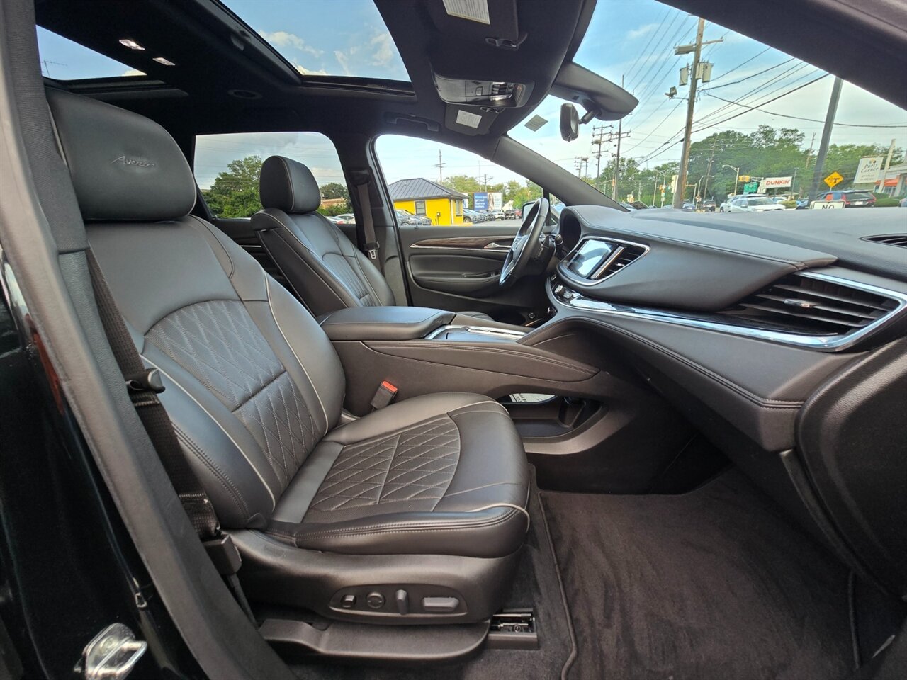 2022 Buick Enclave Avenir - Photo 17 - Red Bank, NJ 07701