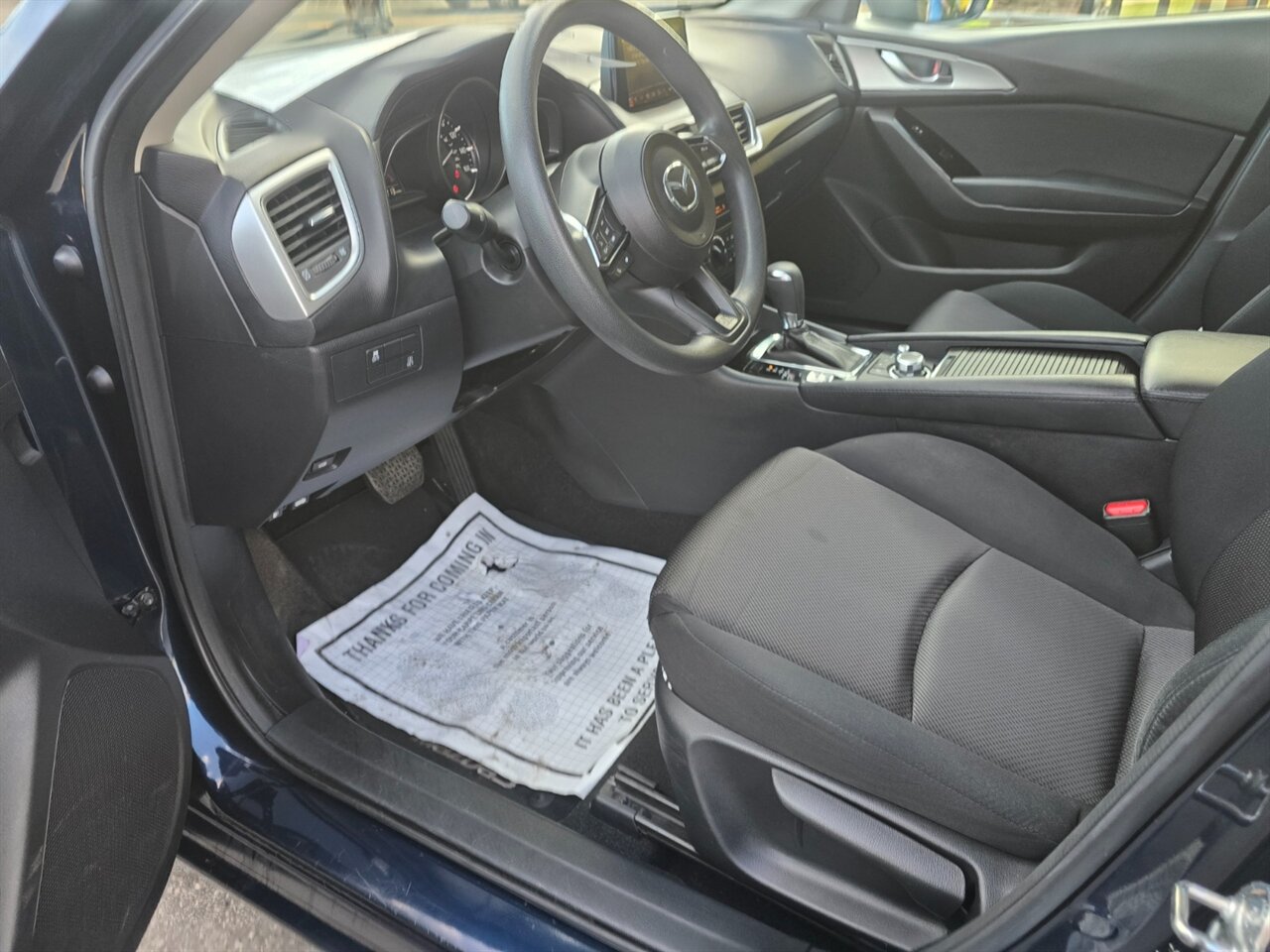 2017 Mazda Mazda3 Sport - Photo 10 - Red Bank, NJ 07701