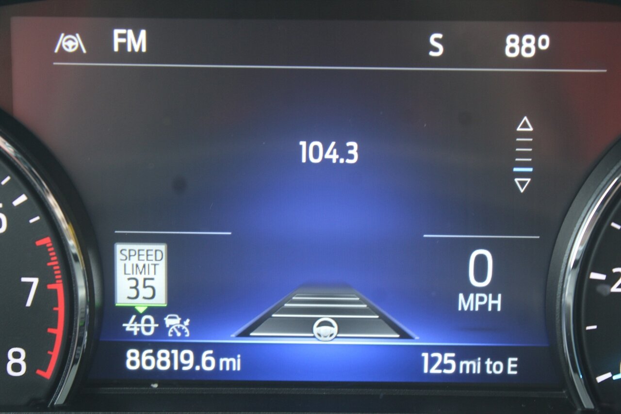 2022 Ford Explorer Timberline - Photo 5 - Red Bank, NJ 07701
