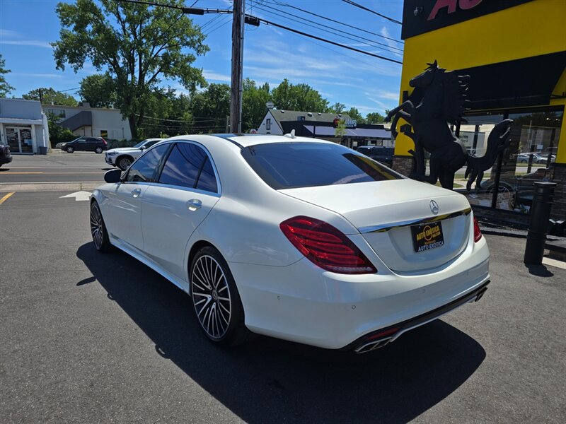 2015 Mercedes-Benz S 550  