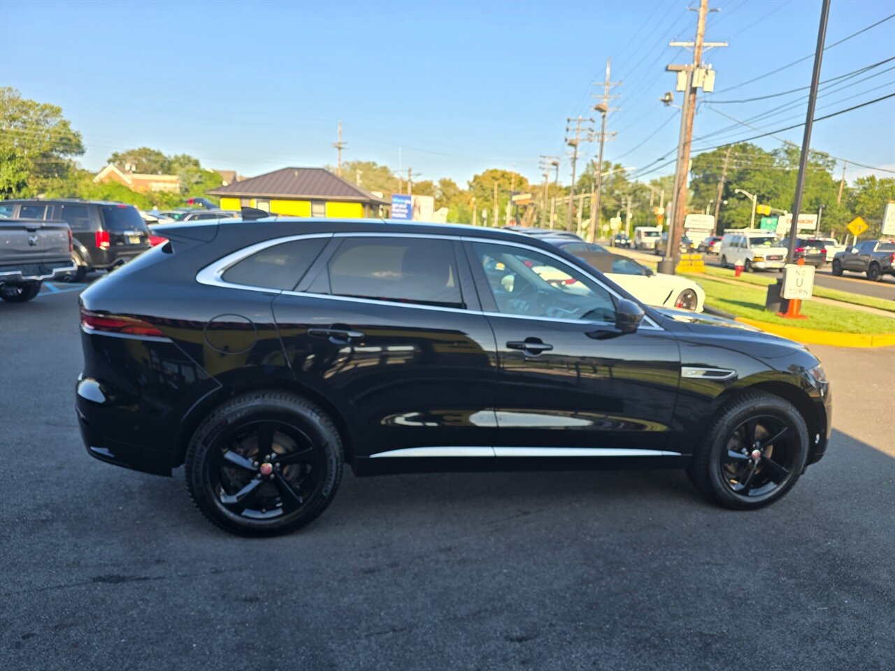 2021 Jaguar F-Pace P250 - Photo 23 - Red Bank, NJ 07701