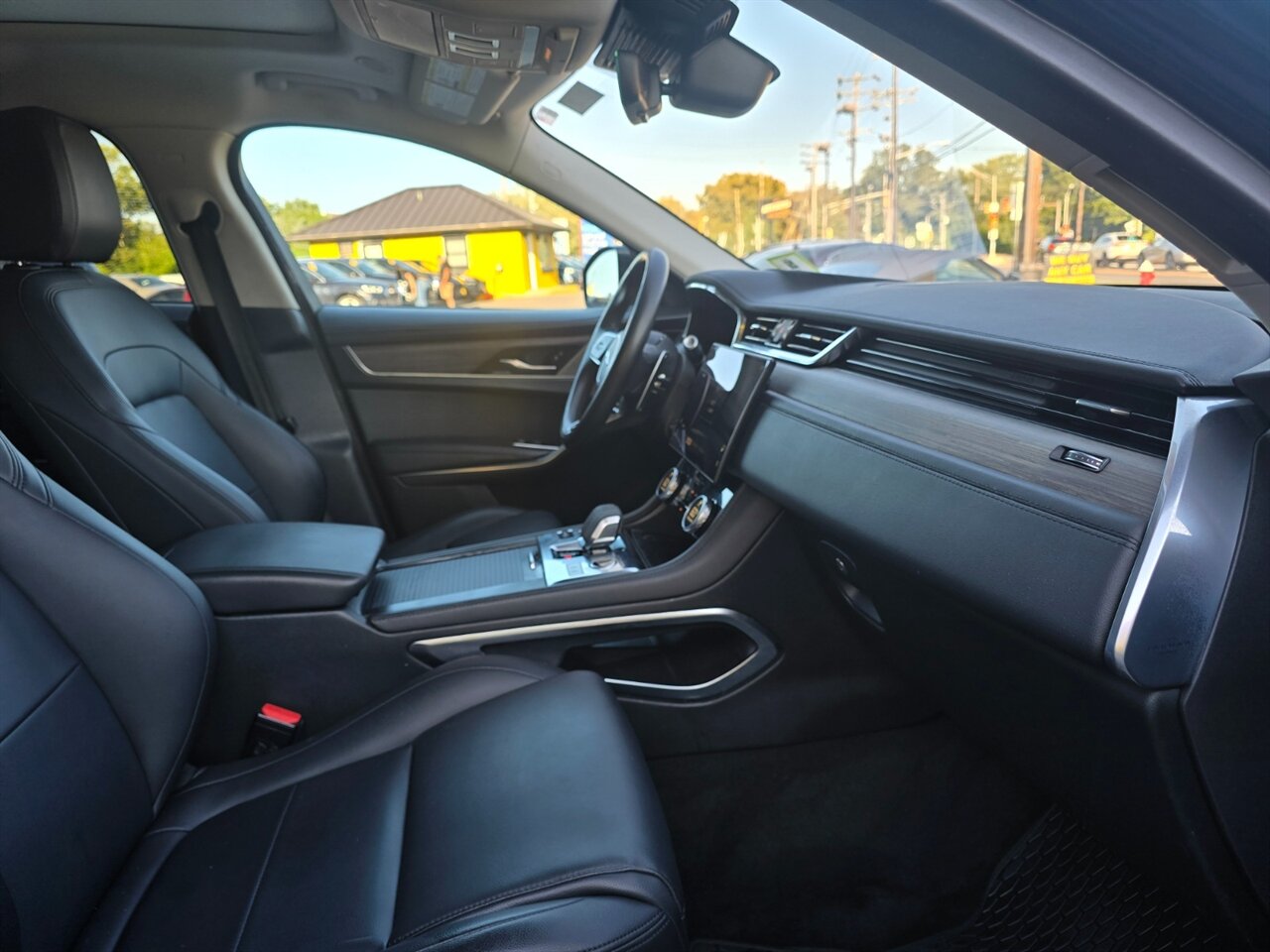 2021 Jaguar F-Pace P250 - Photo 18 - Red Bank, NJ 07701