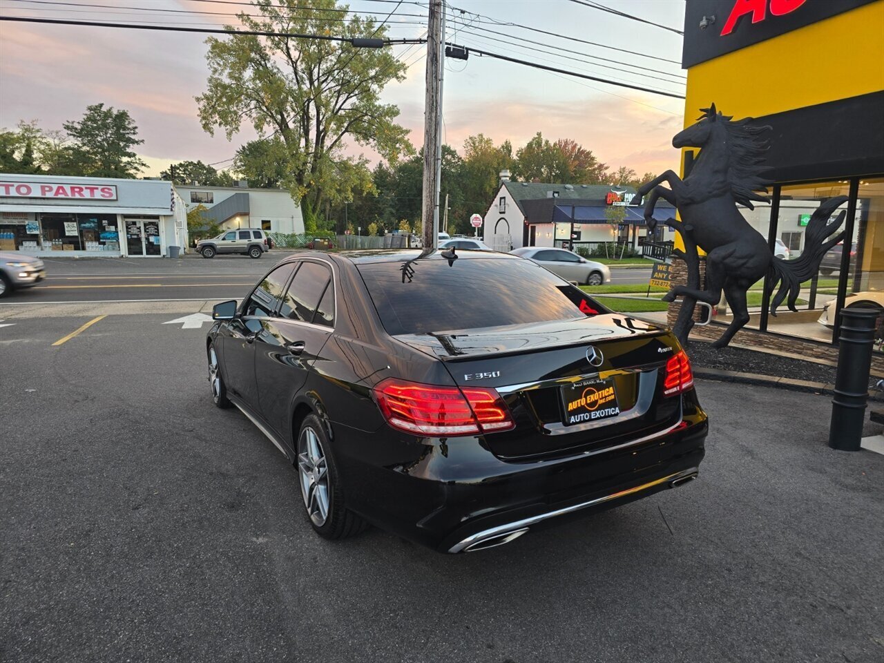 2015 Mercedes-Benz E 350 4MATIC - Photo 2 - Red Bank, NJ 07701