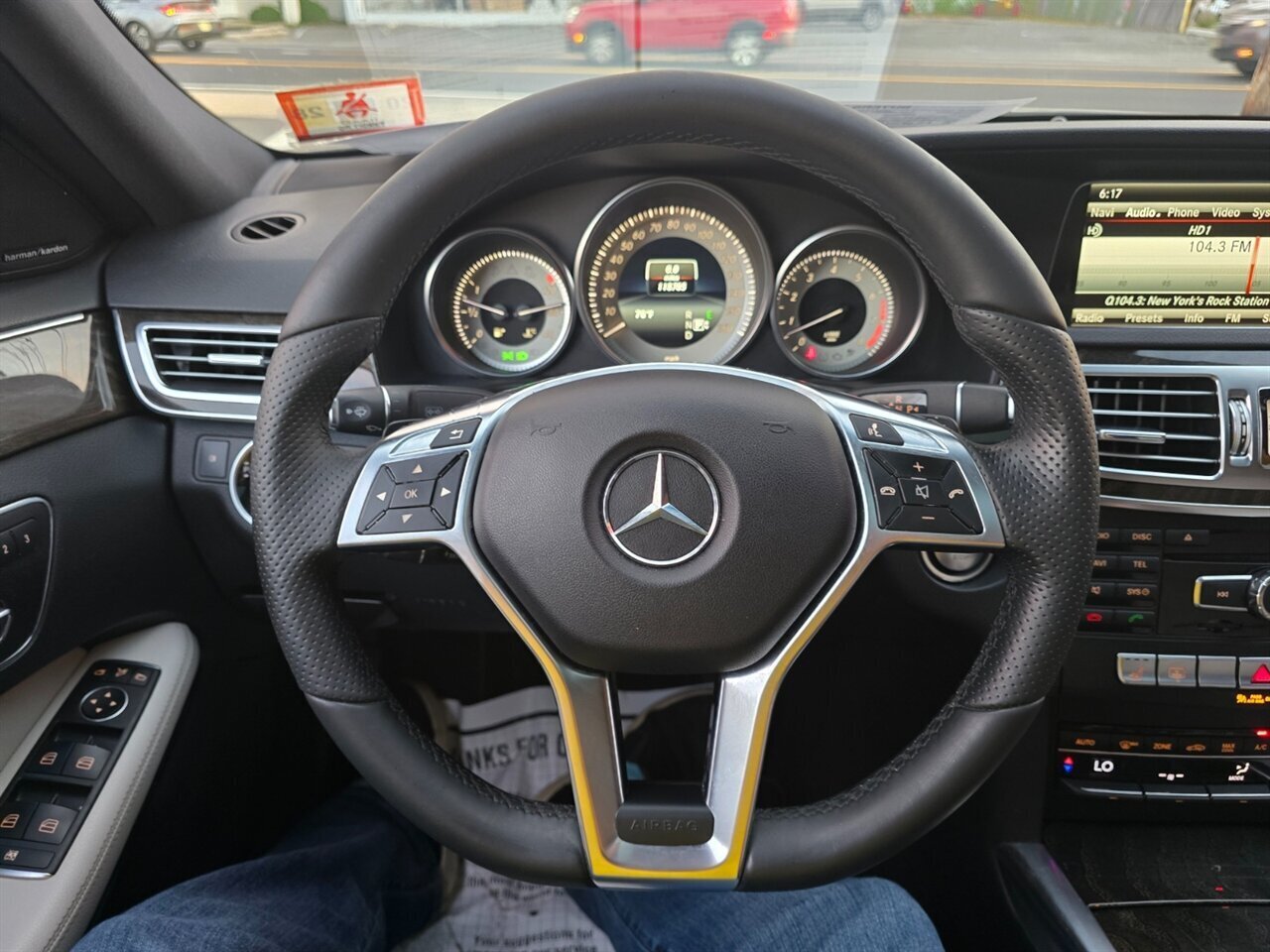 2015 Mercedes-Benz E 350 4MATIC - Photo 6 - Red Bank, NJ 07701