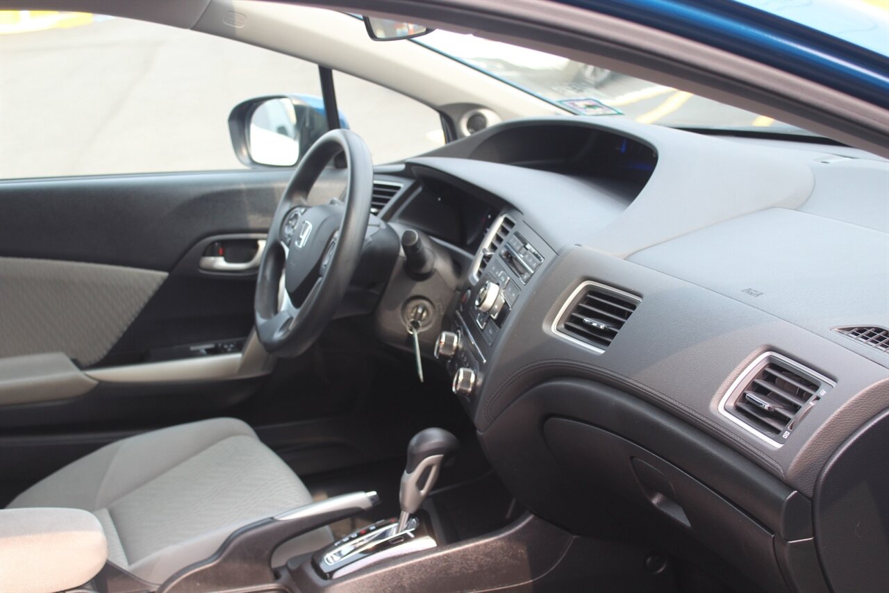 2015 Honda Civic LX - Photo 16 - Red Bank, NJ 07701