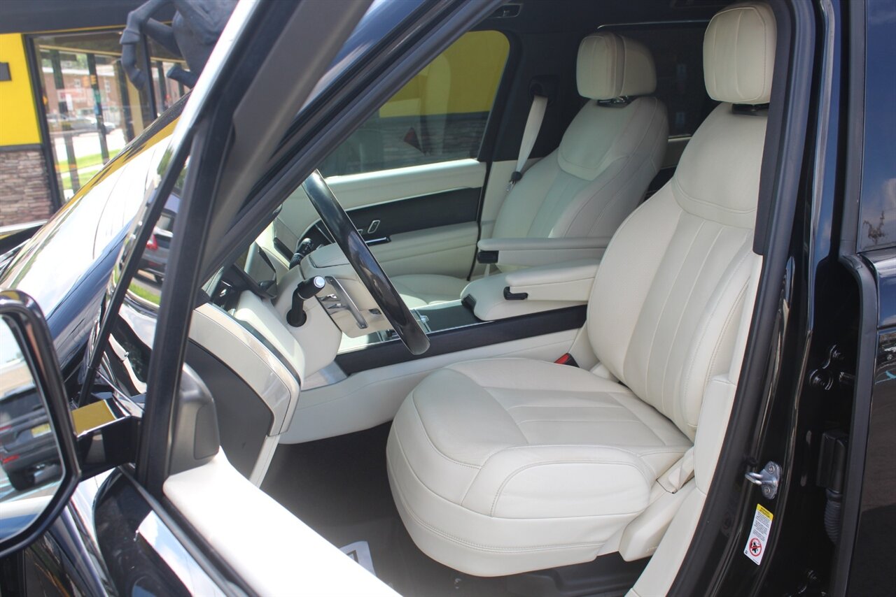 2023 Land Rover Range Rover P530 SE - Photo 17 - Red Bank, NJ 07701