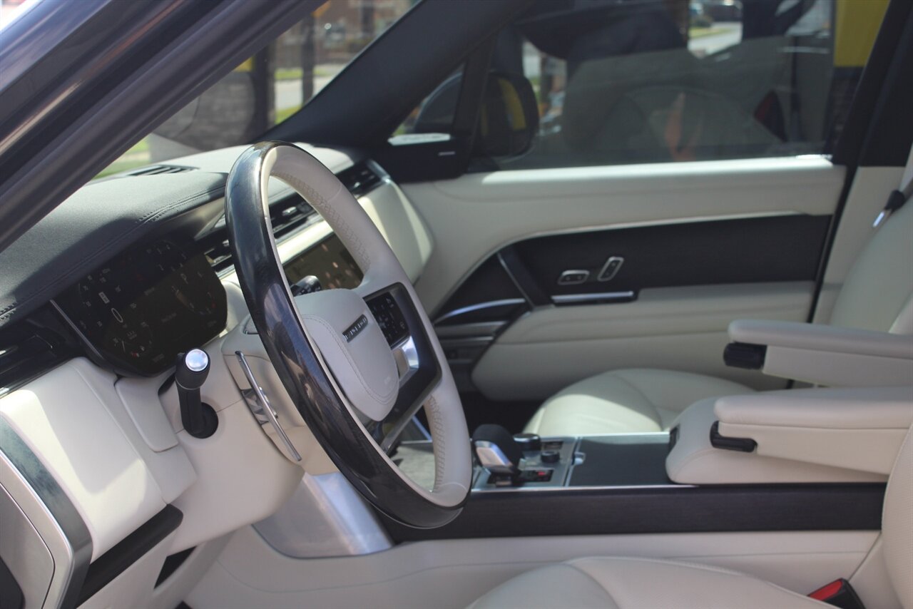 2023 Land Rover Range Rover P530 SE - Photo 22 - Red Bank, NJ 07701