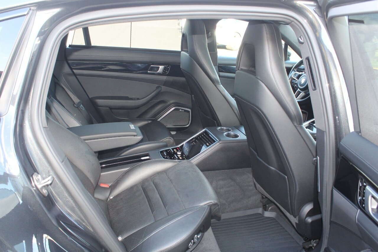2018 Porsche Panamera 4S Executive - Photo 19 - Red Bank, NJ 07701