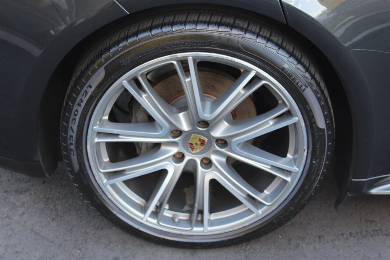 2018 Porsche Panamera 4S Executive - Photo 29 - Red Bank, NJ 07701