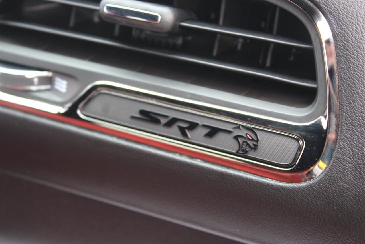 2021 Dodge Challenger SRT Super Stock - Photo 22 - Red Bank, NJ 07701