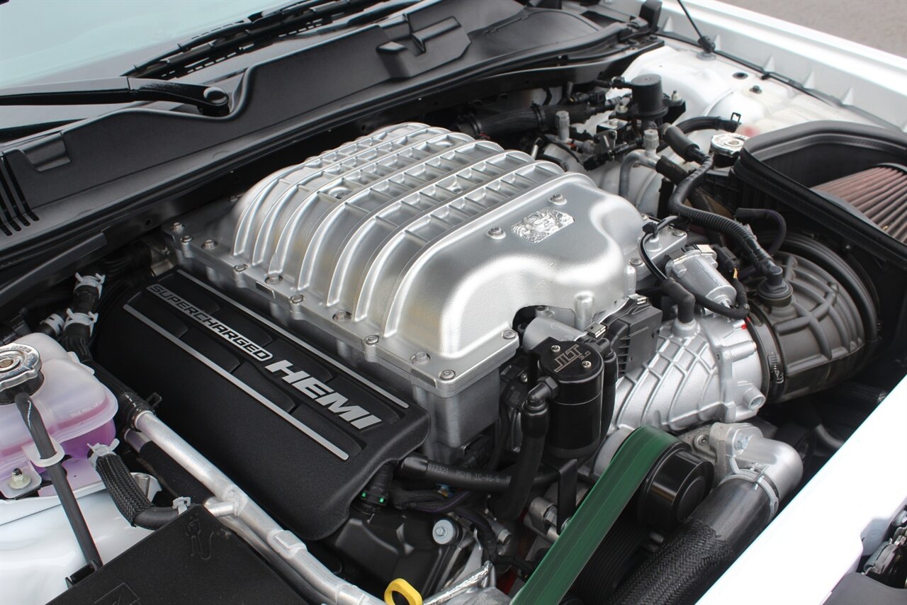 2021 Dodge Challenger SRT Super Stock - Photo 36 - Red Bank, NJ 07701