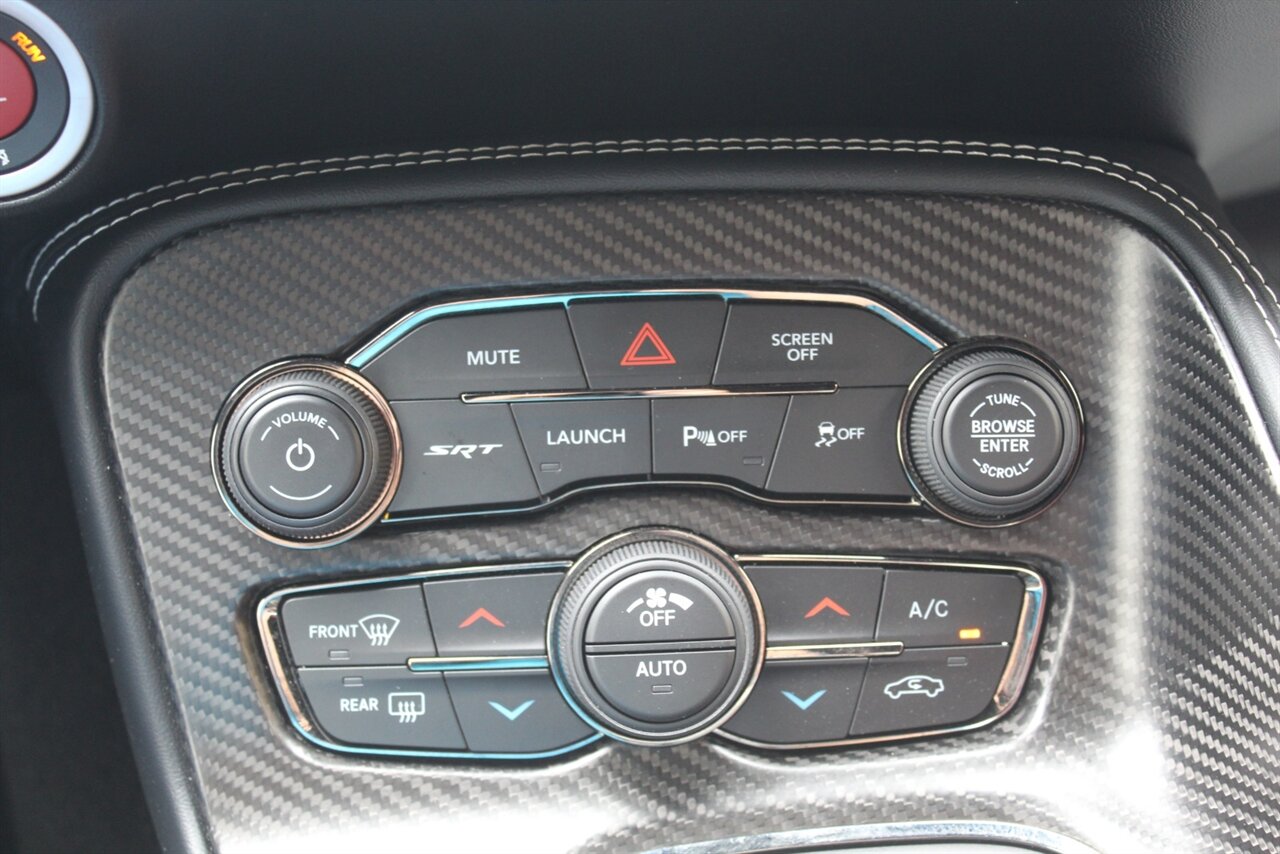 2021 Dodge Challenger SRT Super Stock - Photo 12 - Red Bank, NJ 07701
