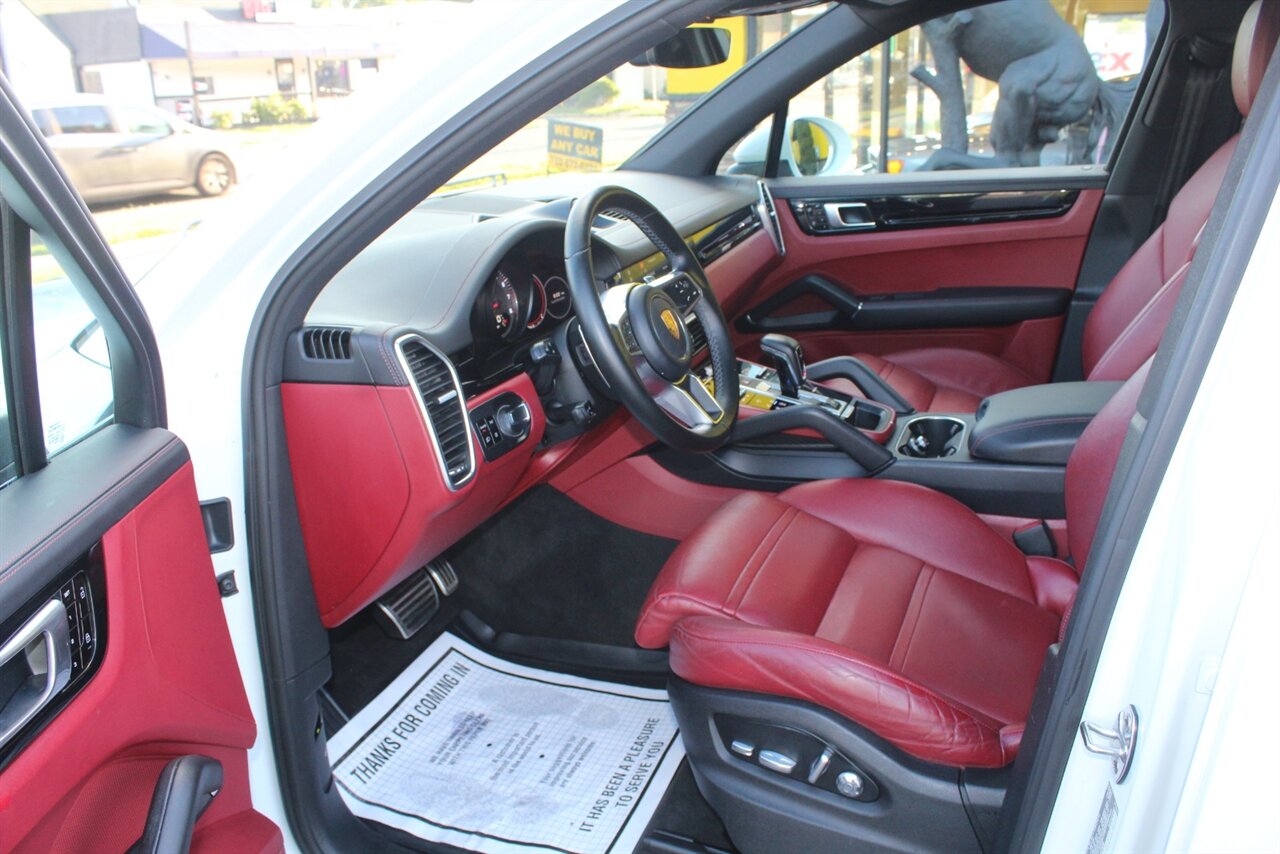 2019 Porsche Cayenne S - Photo 13 - Red Bank, NJ 07701
