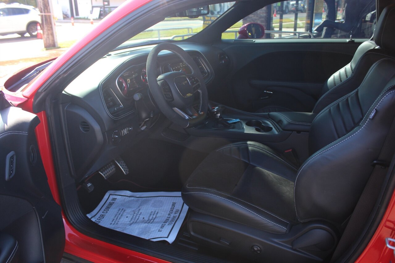 2023 Dodge Challenger SRT Hellcat Jailbreak - Photo 17 - Red Bank, NJ 07701