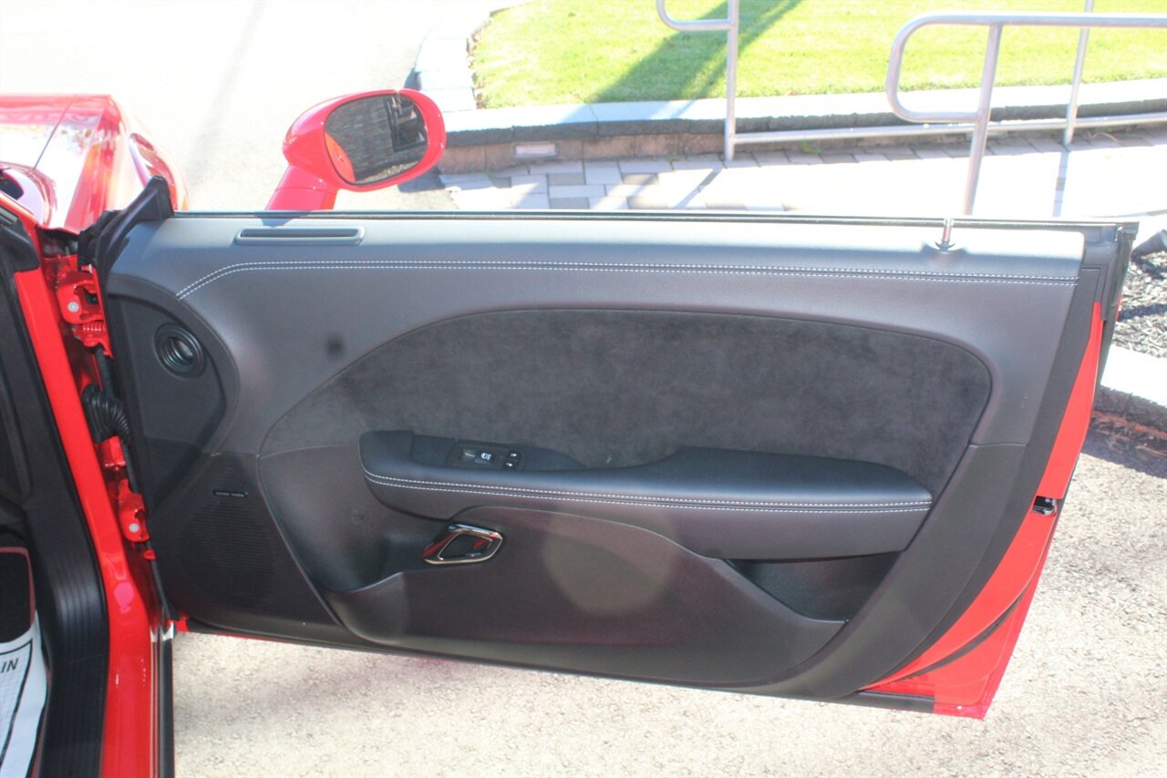 2023 Dodge Challenger SRT Hellcat Jailbreak - Photo 26 - Red Bank, NJ 07701