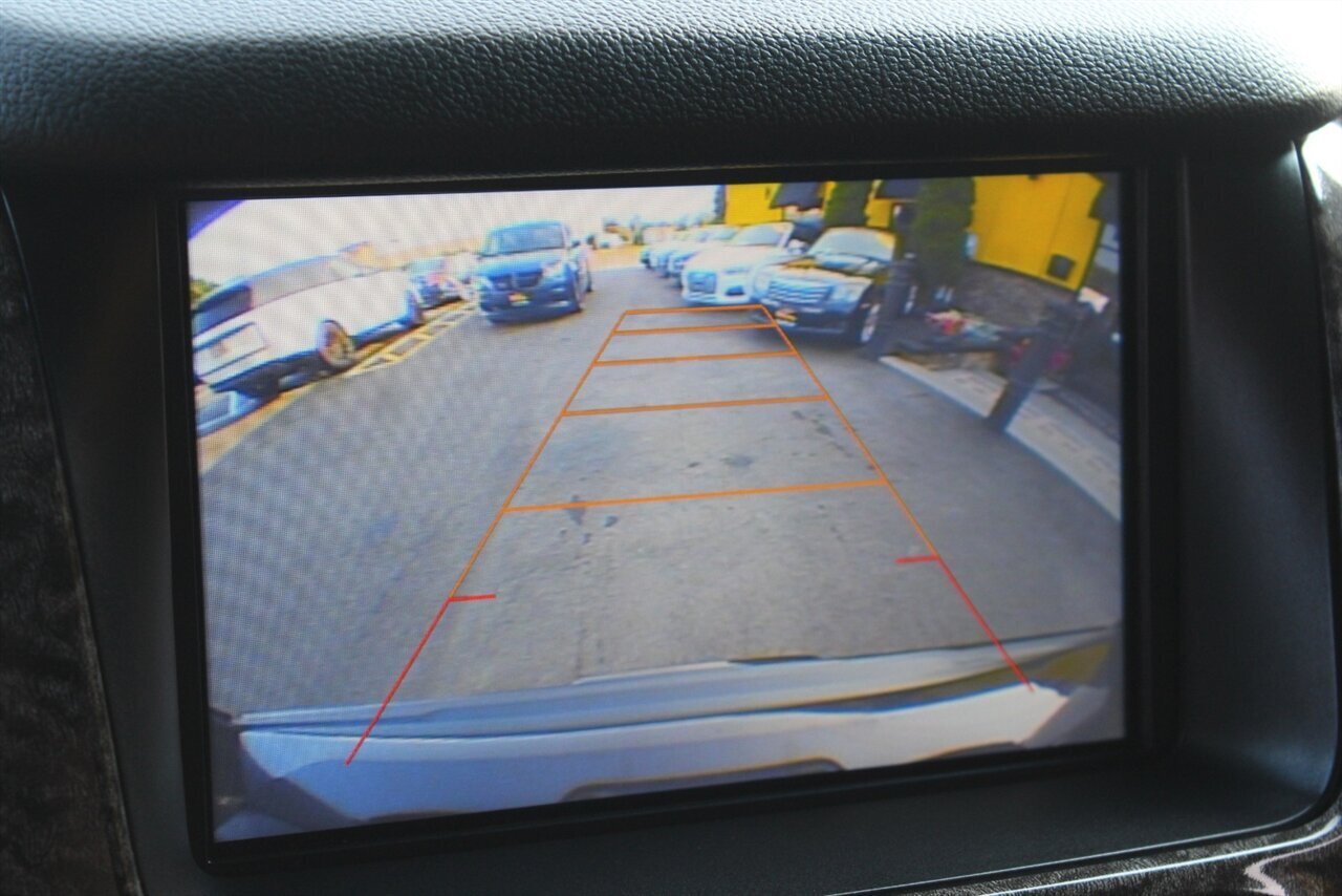 2016 GMC Yukon XL Denali Executive - Photo 9 - Red Bank, NJ 07701