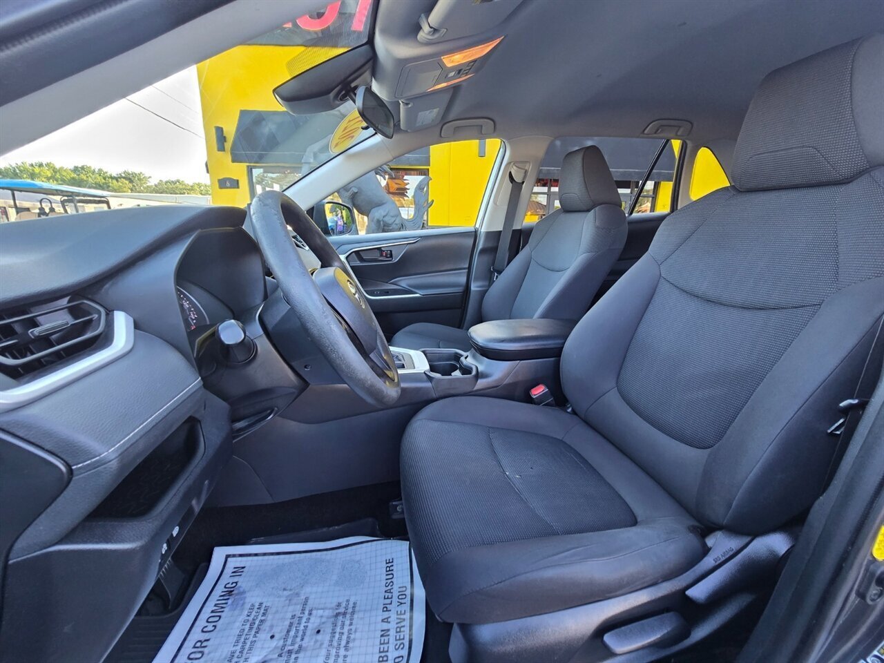 2021 Toyota RAV4 LE - Photo 11 - Red Bank, NJ 07701