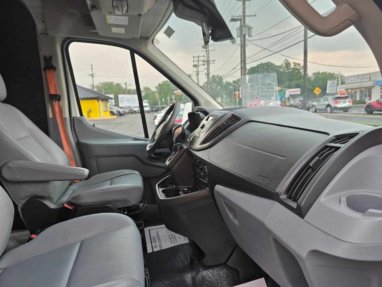 2015 Ford Transit 150 - Photo 17 - Red Bank, NJ 07701