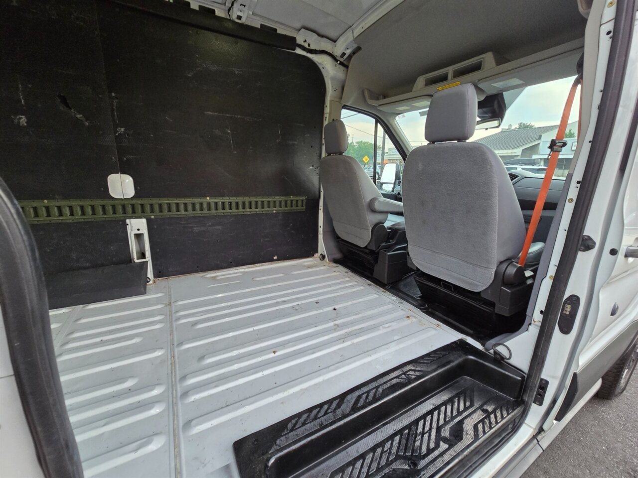 2015 Ford Transit 150 - Photo 14 - Red Bank, NJ 07701