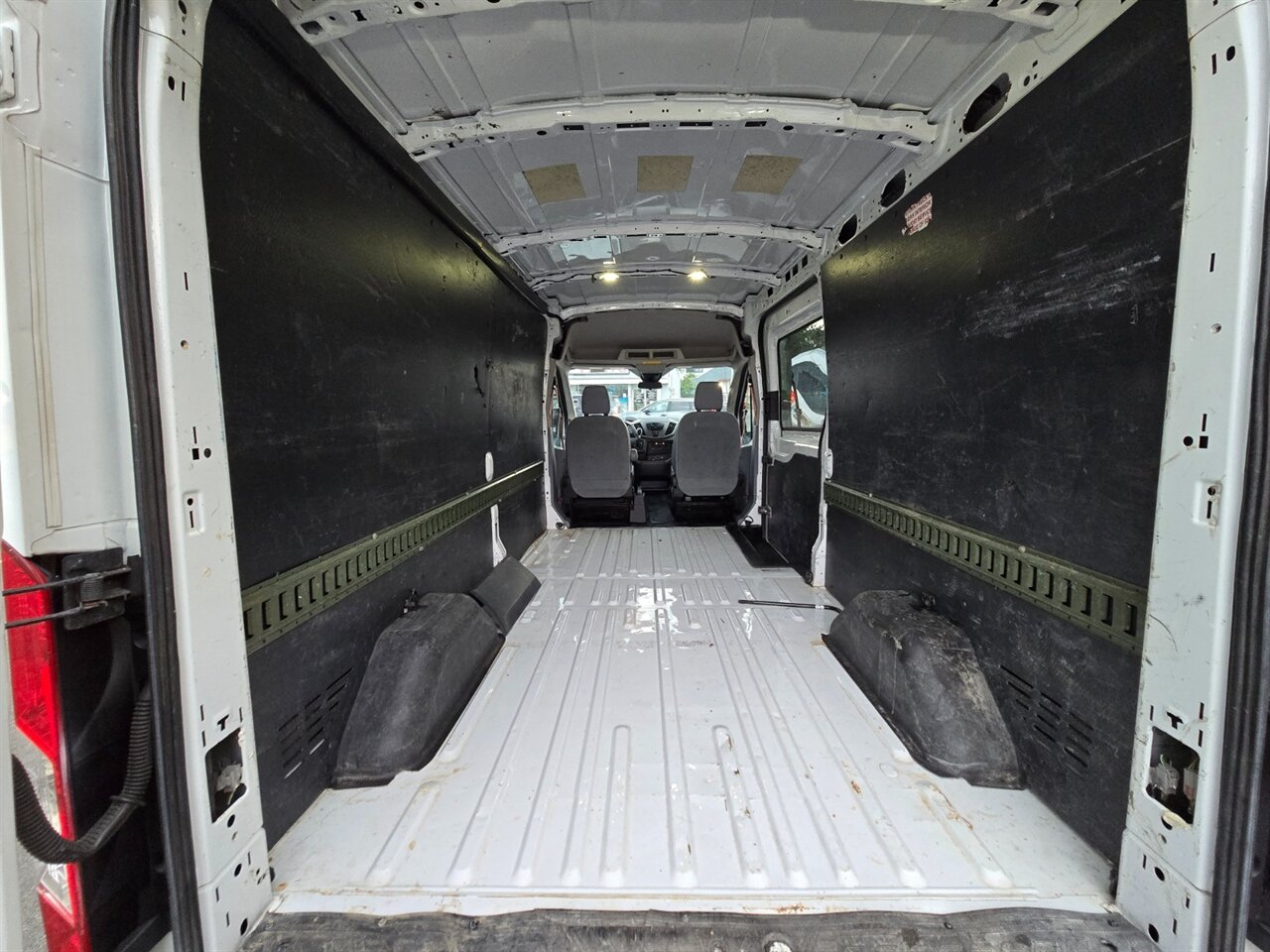 2015 Ford Transit 150 - Photo 15 - Red Bank, NJ 07701