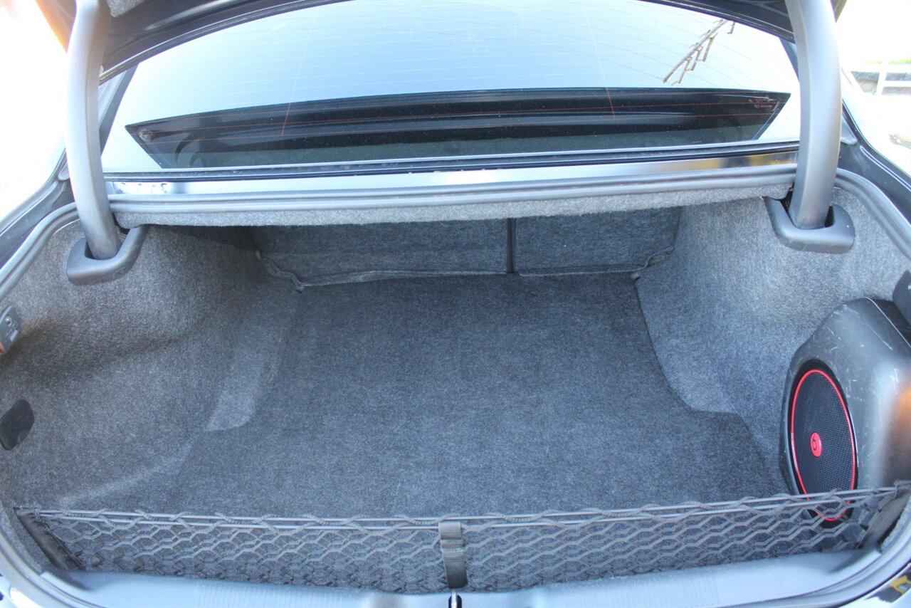 2013 Dodge Charger R/T Plus - Photo 19 - Red Bank, NJ 07701