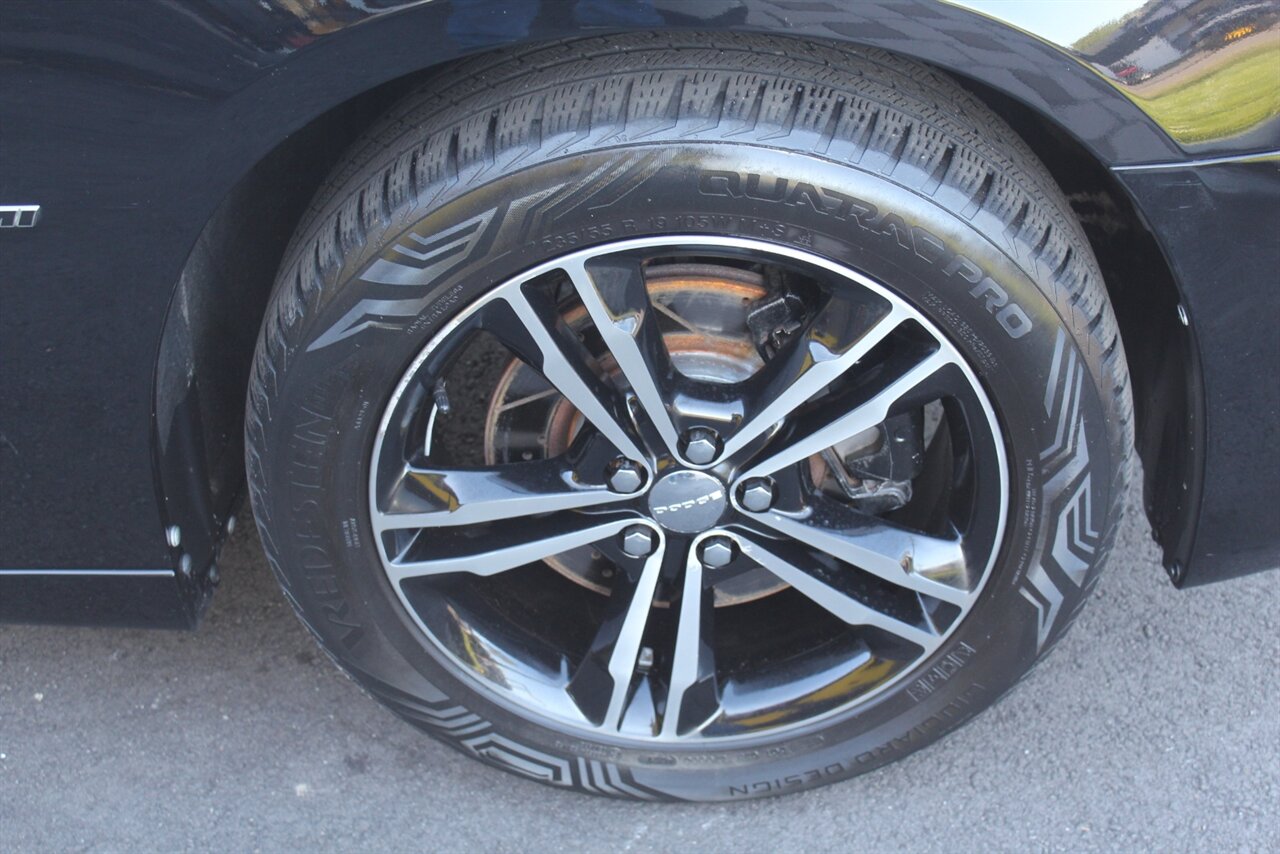 2013 Dodge Charger R/T Plus - Photo 25 - Red Bank, NJ 07701