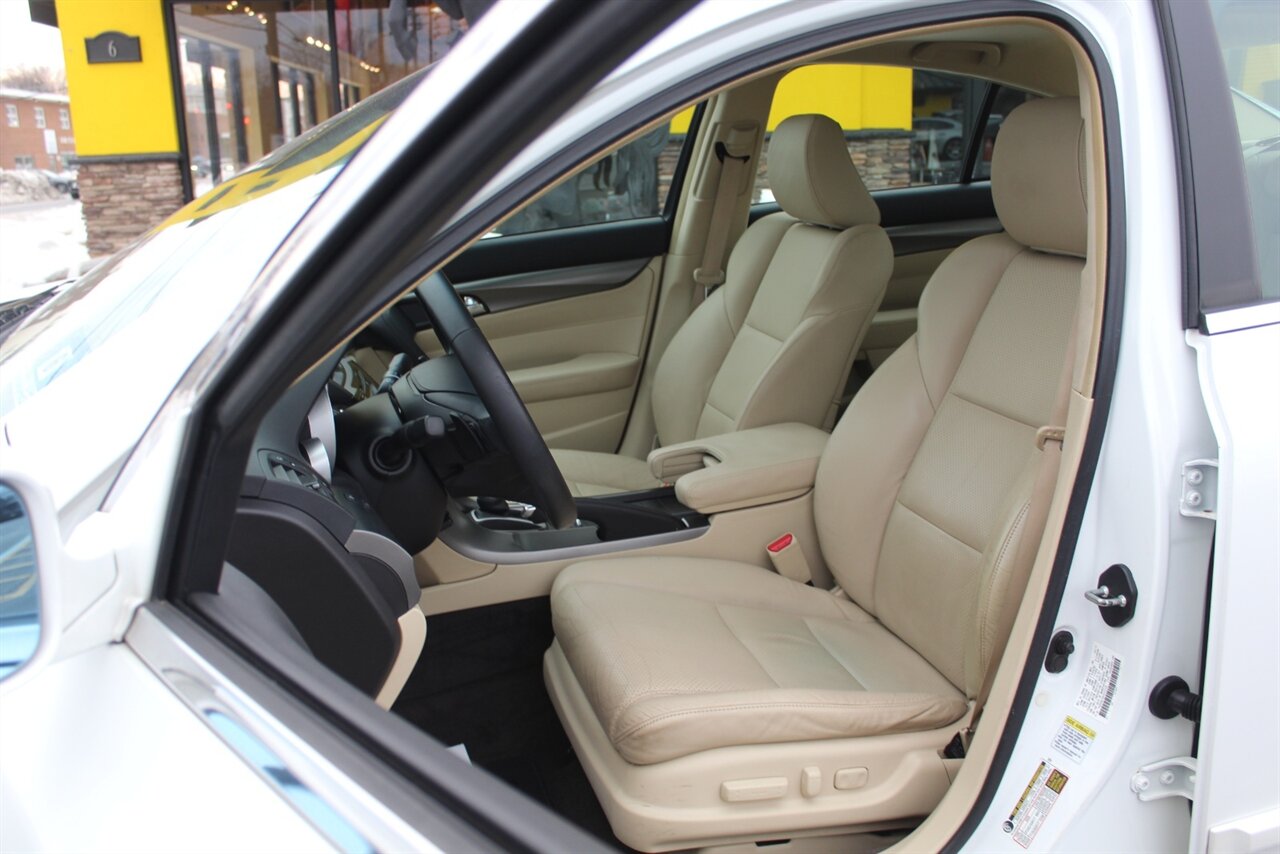 2012 Acura TL w/Tech - Photo 11 - Red Bank, NJ 07701