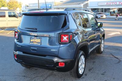 2019 Jeep Renegade Latitude   - Photo 3 - Red Bank, NJ 07701