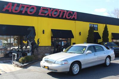 2003 Lincoln Town Car Signature   - Photo 1 - Red Bank, NJ 07701