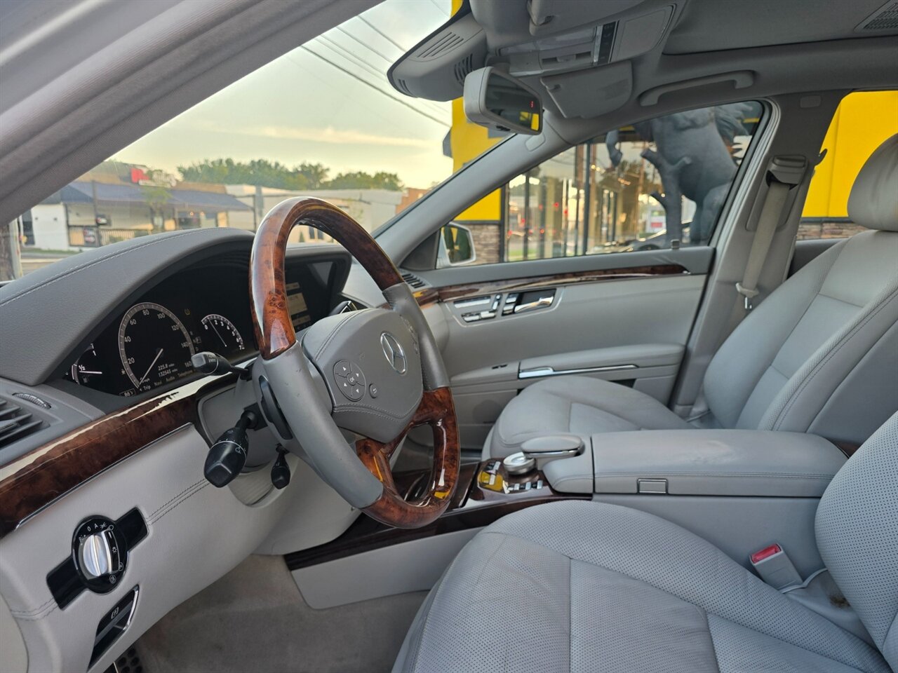 2011 Mercedes-Benz S 550 4MATIC - Photo 19 - Red Bank, NJ 07701