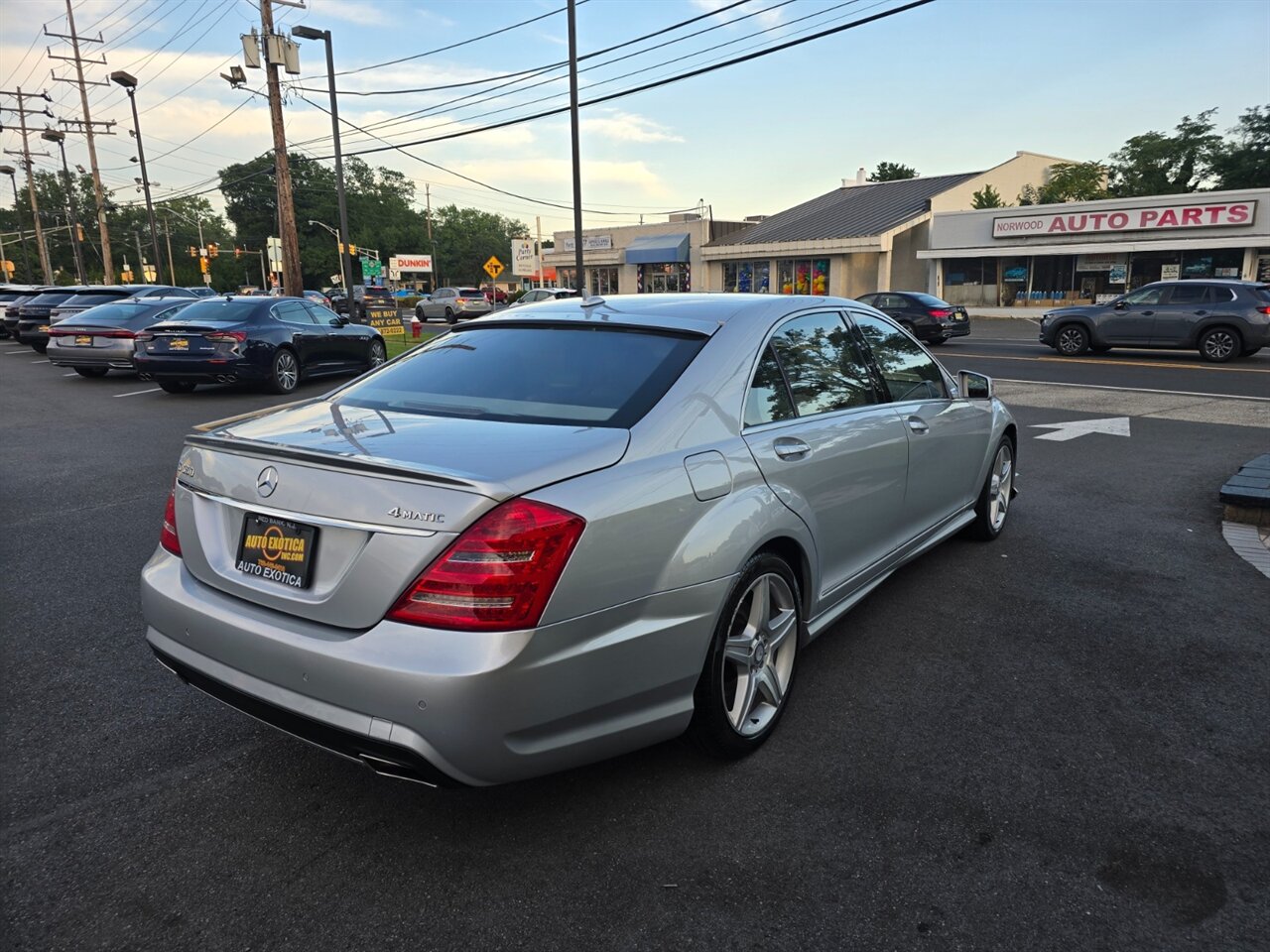 2011 Mercedes-Benz S 550 4MATIC - Photo 3 - Red Bank, NJ 07701