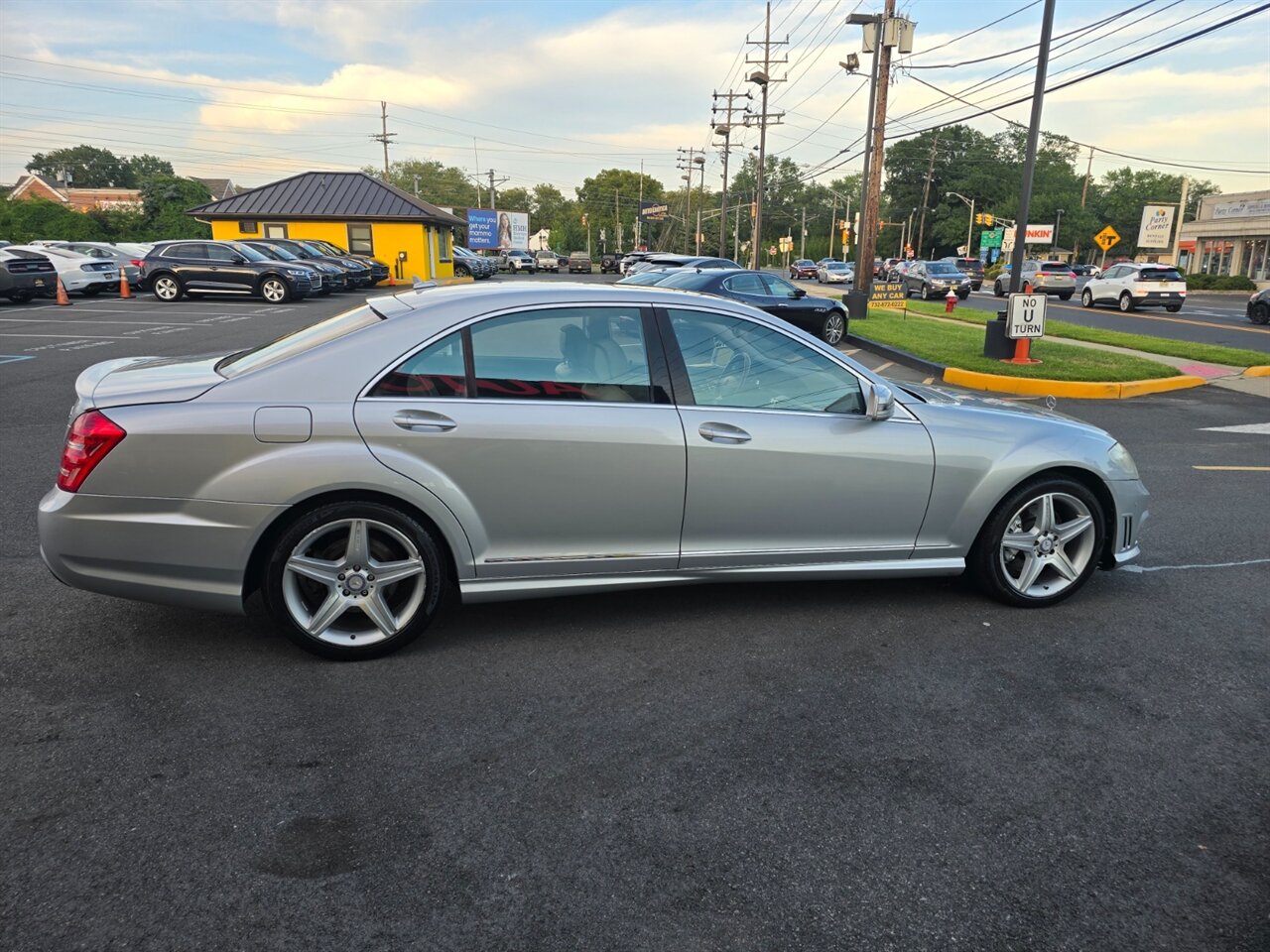 2011 Mercedes-Benz S 550 4MATIC - Photo 26 - Red Bank, NJ 07701